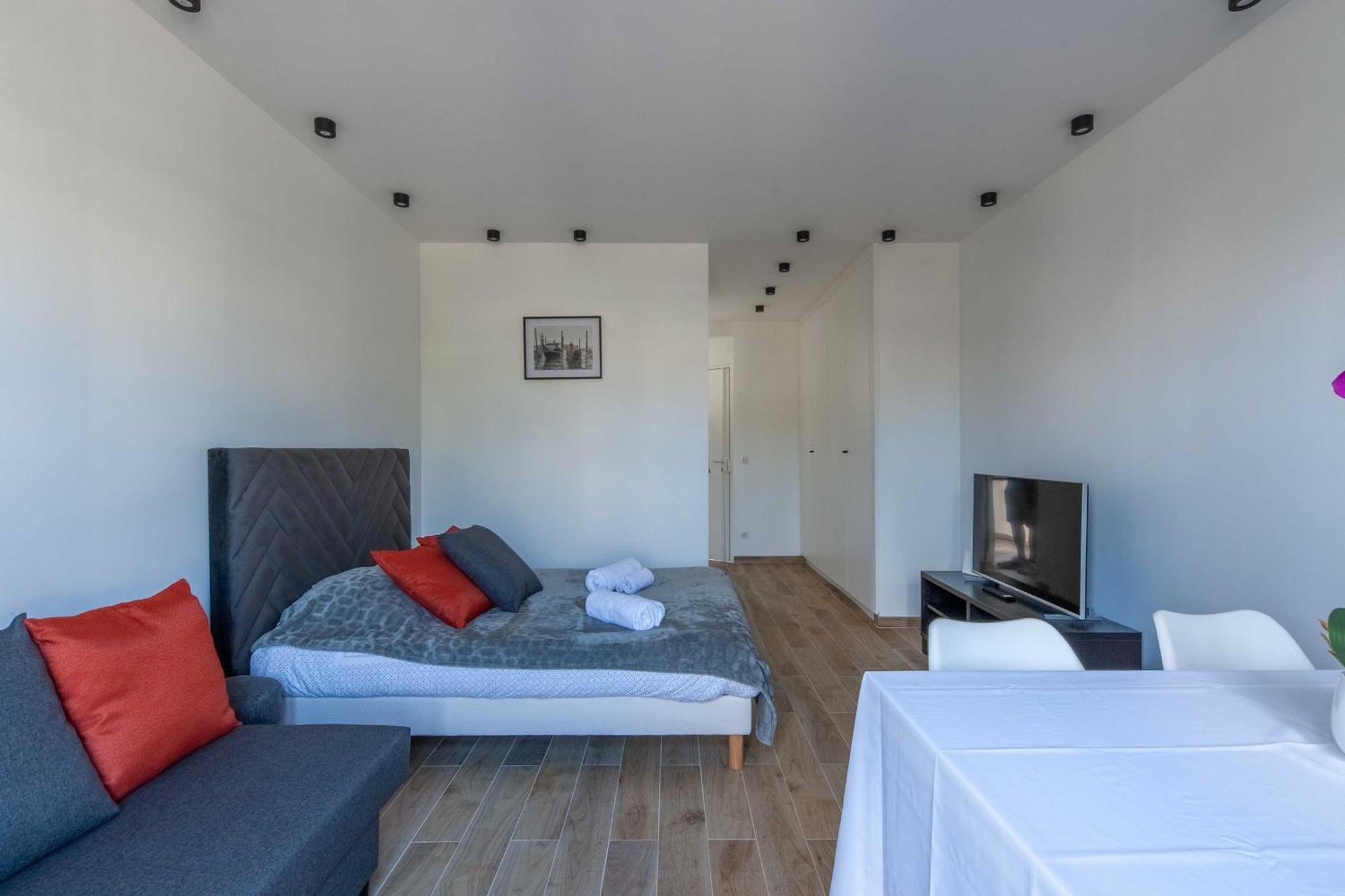 דוביל Studio Sleeps 4 With Terrace, 500M Place Morny מראה חיצוני תמונה