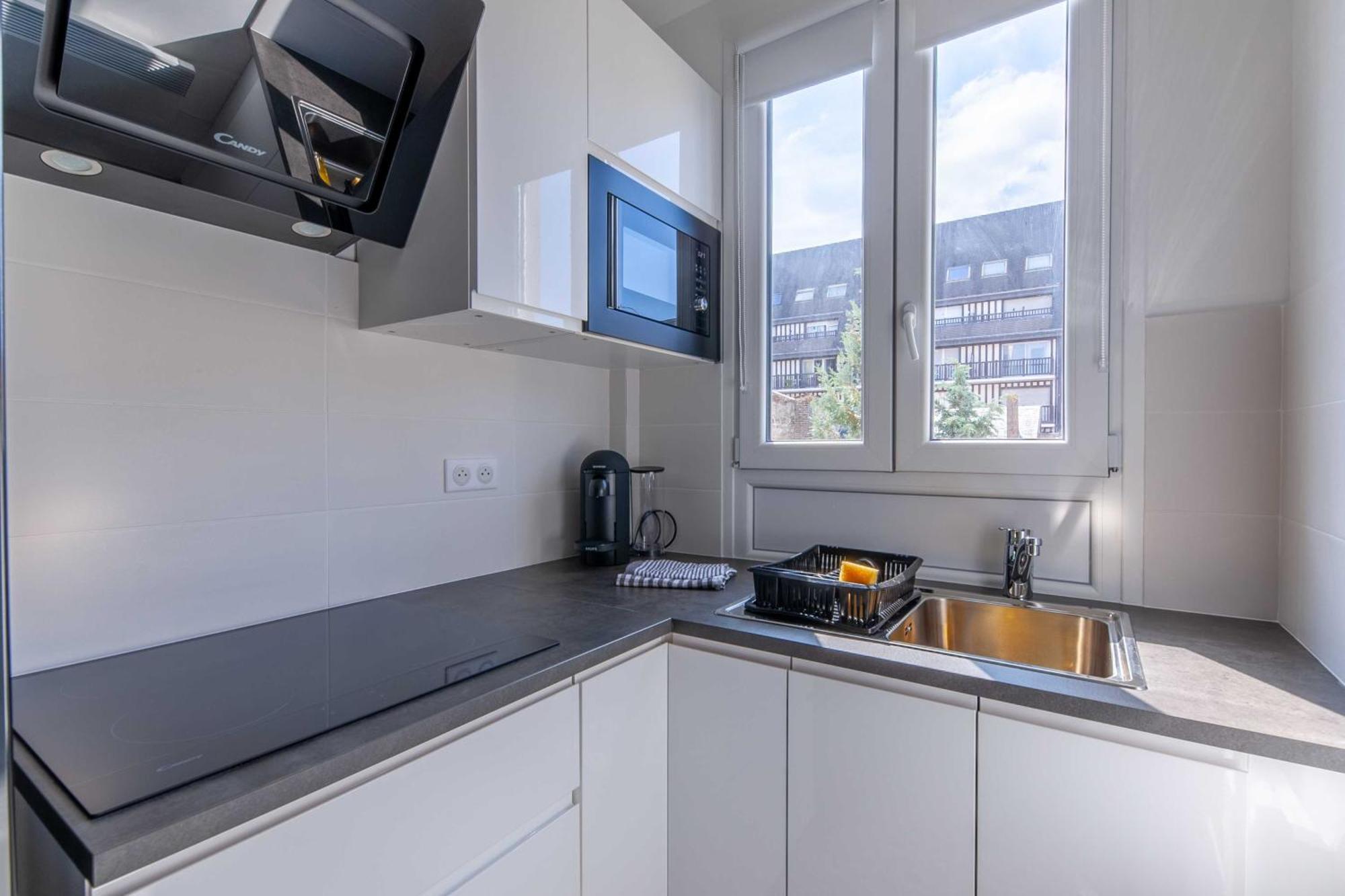 דוביל Studio Sleeps 4 With Terrace, 500M Place Morny מראה חיצוני תמונה